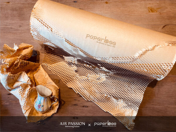 AIR PASSION x PAPERBEE 26 AIR PASSION x PAPERBEE 26